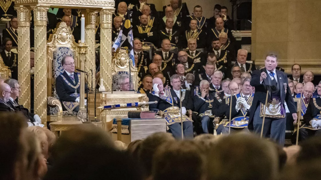 especial-meeting-freemasons.jpg